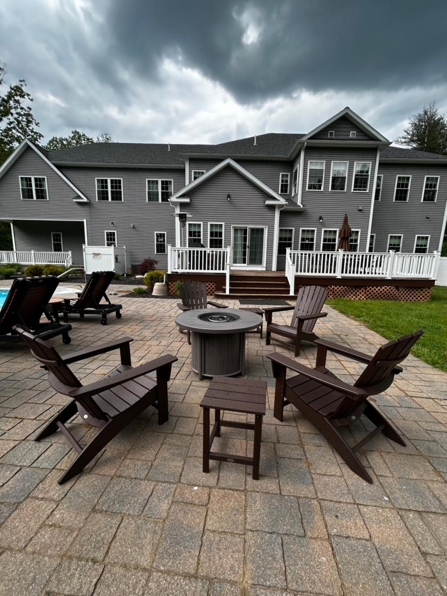 9 Bedroom Saratoga Home With Heated Pool, Hottub By Skiing, Track, Beach, Lake, Spac, Golf, Town, And Lake George! Saratoga Springs Ruang foto